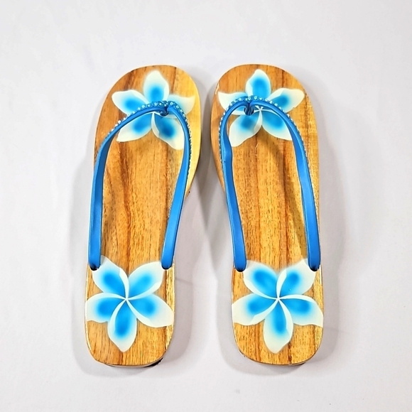 Hard Wood Hand Painted Sandals Size 8 - Picture 5 of 7